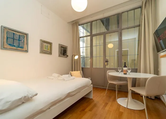 Atelier In Piazza Castello With Private Terrace 公寓 *