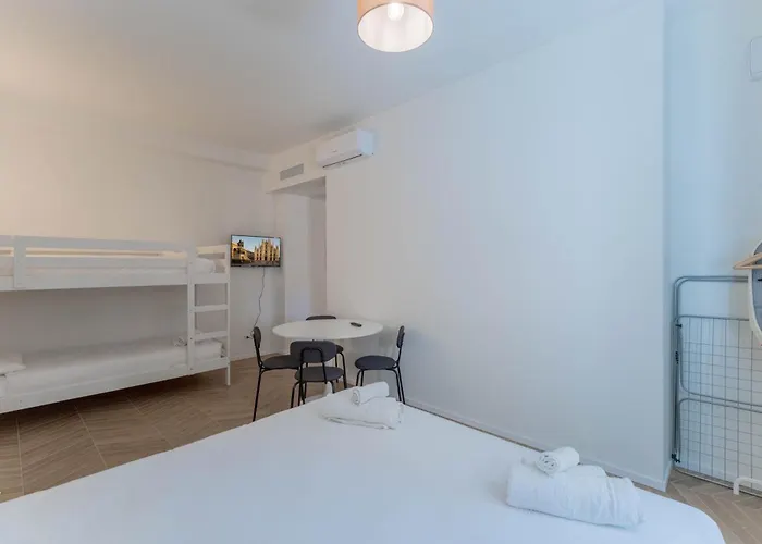 Cenisio Urban Collection Design - Comfort & Location Mediolan
