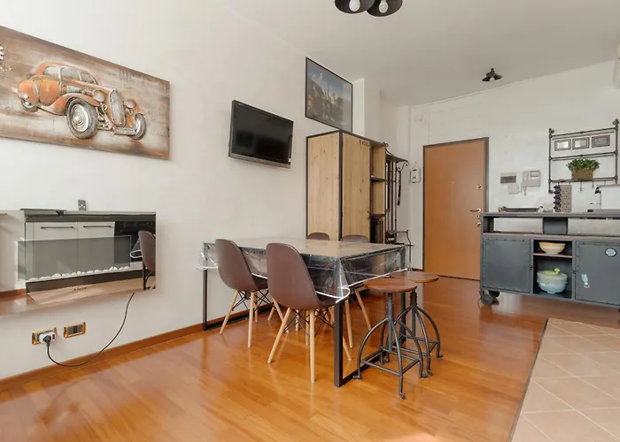 Guesthost - Fiera Cozy X4 Apartment *