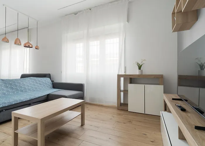 Guesthost - Stylish Forlanini M4 Appartement Milaan