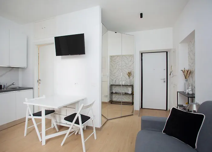 Navigli 6 - Two Steps From Porta Genova By Innstay