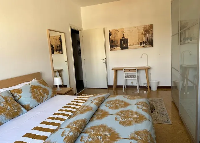 Porta Venezia Panoramic Two-room ميلان