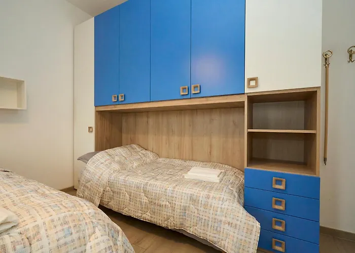 3 Flat, 15 Minutes From Navigli-humanitas * Milano