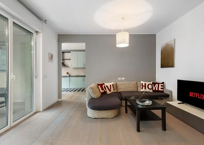 Relaxing Light Space I Santa Giulia I Metro M3 Апартаменты Милан