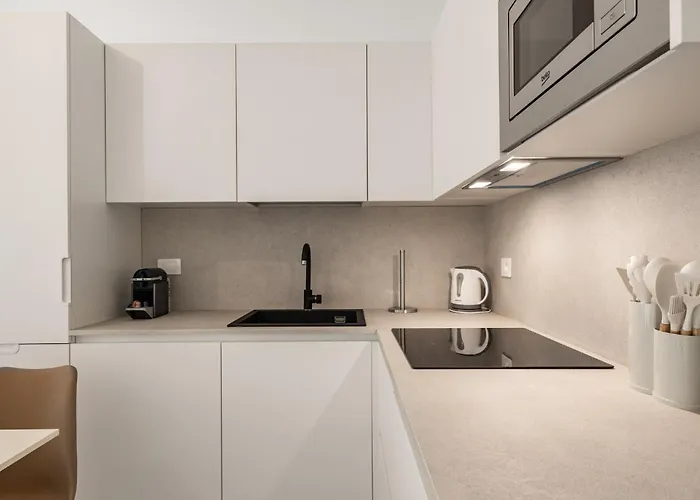 Bilocale Con Terrazzo Vicino M1 - San Siro