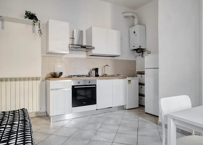 Domusmi Fioravanti شقة