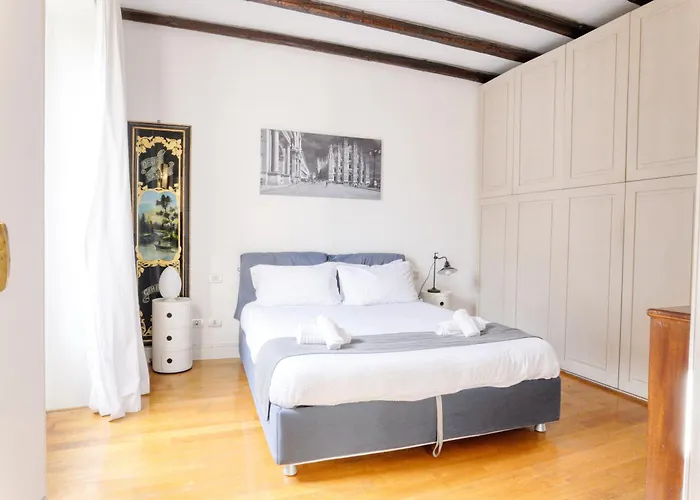 Duomo Charming Maison With Private Terrace - A Unique Milanese Experience Appartement *