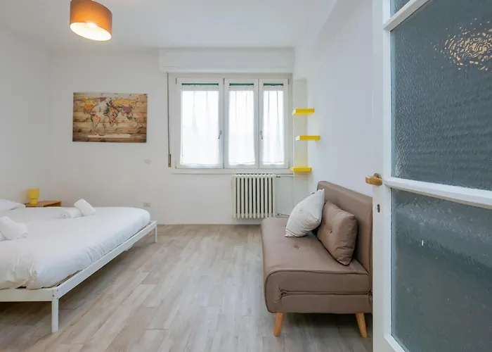 I-host - Montemartini 4 Apartment