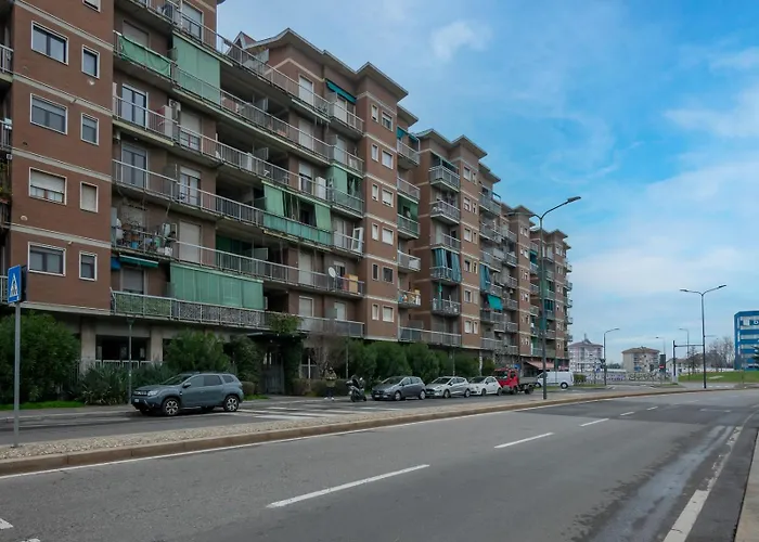 Luminoso E Moderno Vicino Metro * Milán