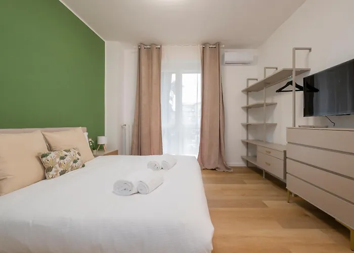 Luminoso E Moderno Vicino Metro * Milán