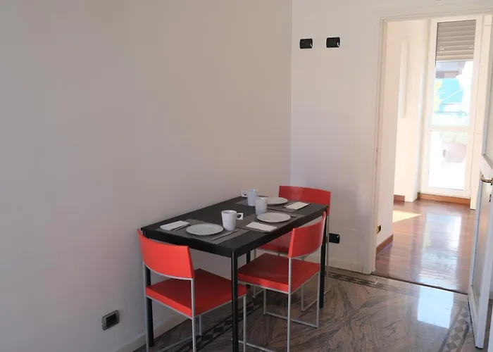 Апартаменты Rooftop Suello 9 - Terrazza Privata A *