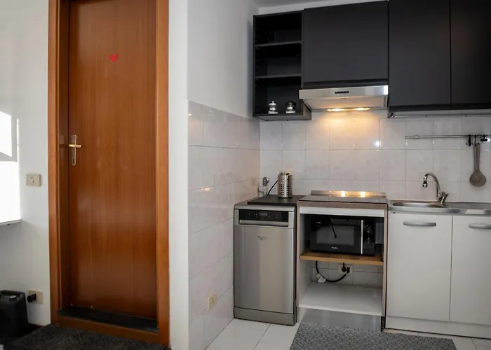 Appartamento Design Near Porta Venezia - M1 To Duomo Milano