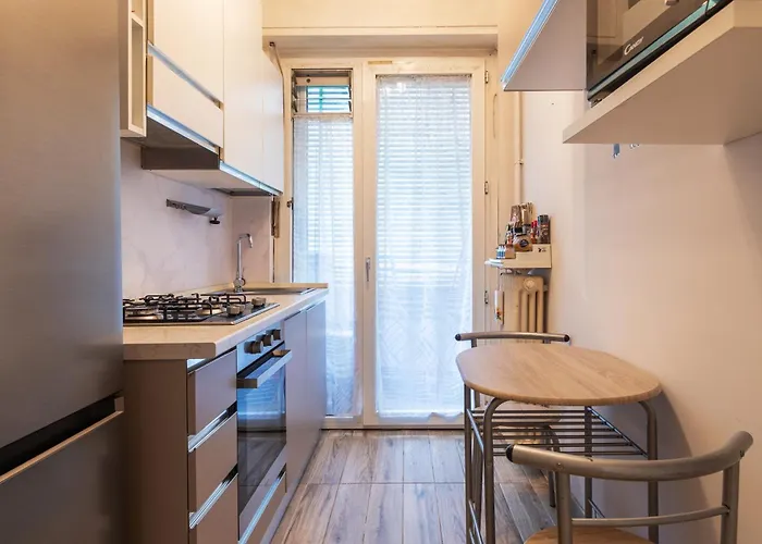 Modern 2-bed Workspace - Ac - Largo Dominioni - Casa Matildi