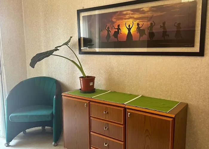 Lägenhet Two Bedroom In Isola