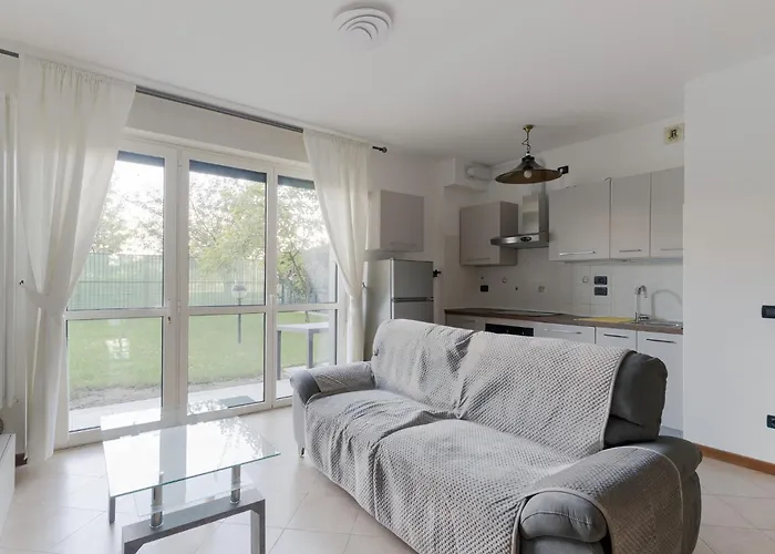 Appartamento Guesthost - Rogoredo Cozy Flat With Garden Milano