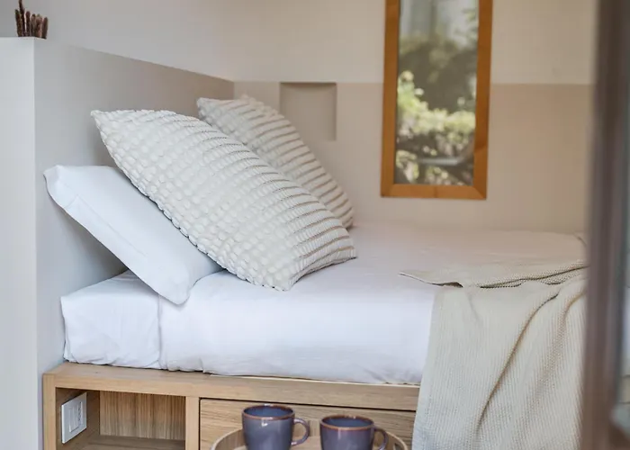 The Aura - Porta Romana Apartmán *