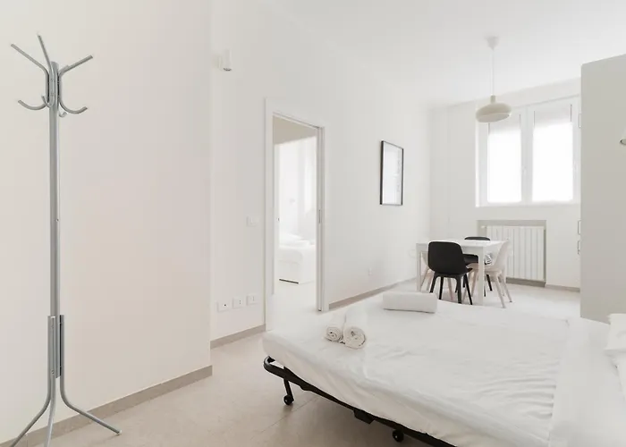 Apartamento Guesthost - Comfy Flat Near Gambara Mm1 *