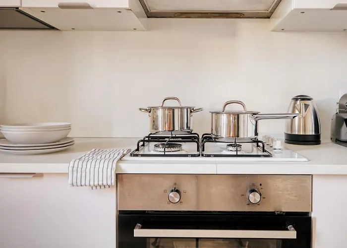 Apartament Modern And Strategic 1-br Flat D - Station Mediolan