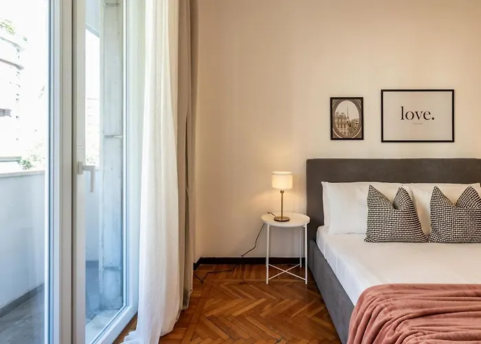 Centrale-duomo 10min - Spacious App - Sleeps 4 Apartman Milánó
