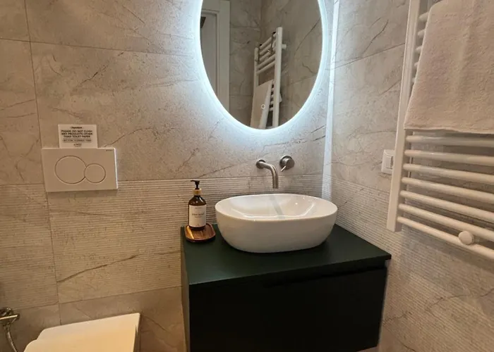Aura Navigli 公寓 *