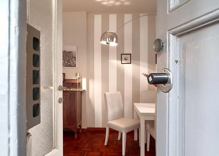 Апартаменты Niccolini 33 In Sarpi