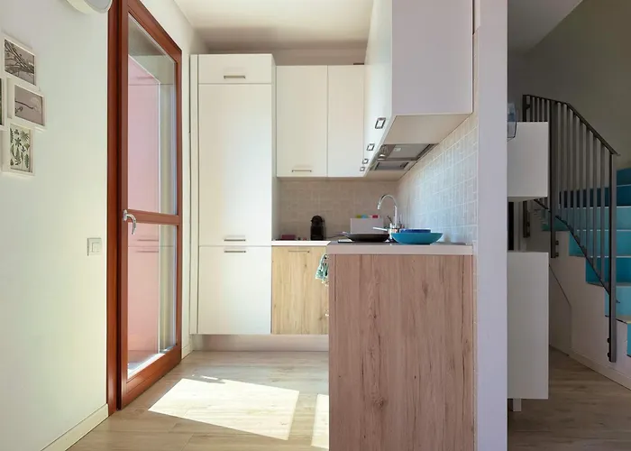 Homeby - Loft Pitteri Апартаменты