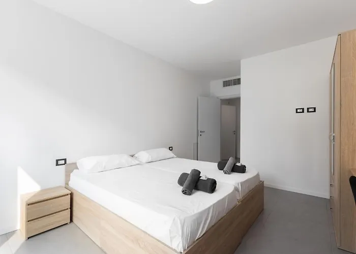 San Siro 700 M - 20 Min - Apt2 Apartman *