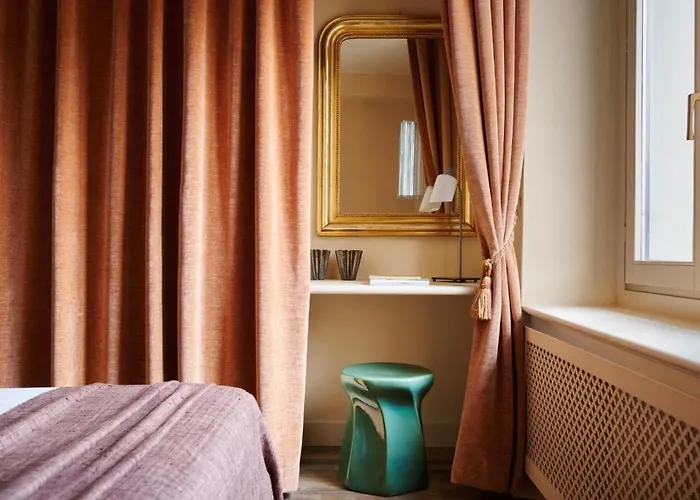 Garibaldi Luxury *