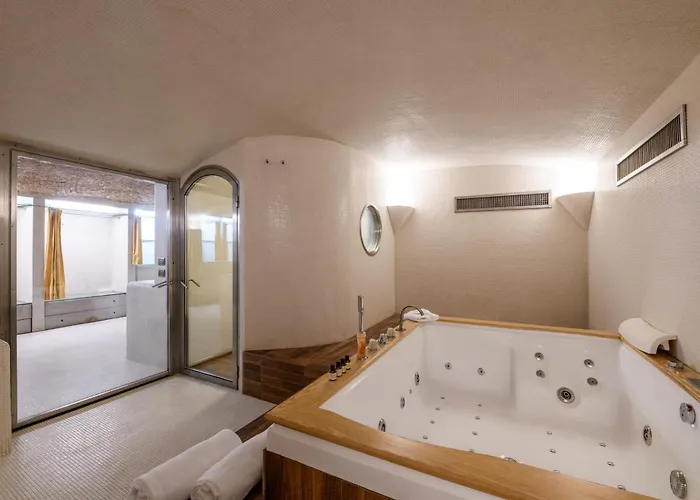 Sforza 57 - Romantic Escape With Jacuzzi דירה