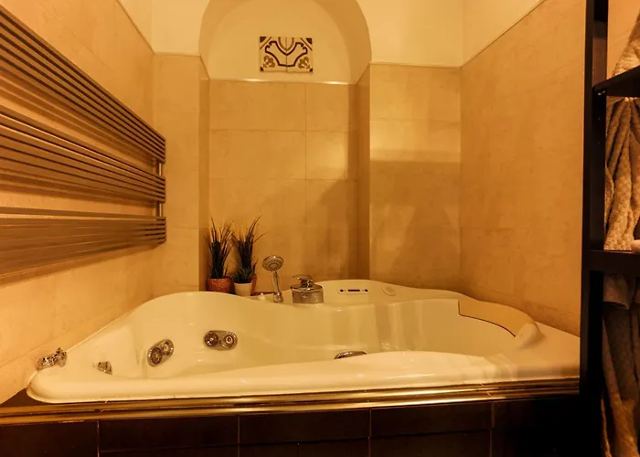 Stylish Porta Venezia - Bright With Jacuzzi Apartment Mailand