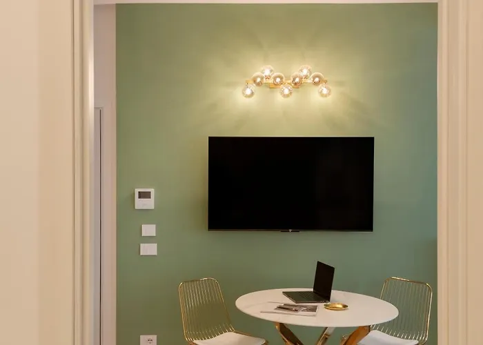 Luxury Design In Center Apartman Milánó