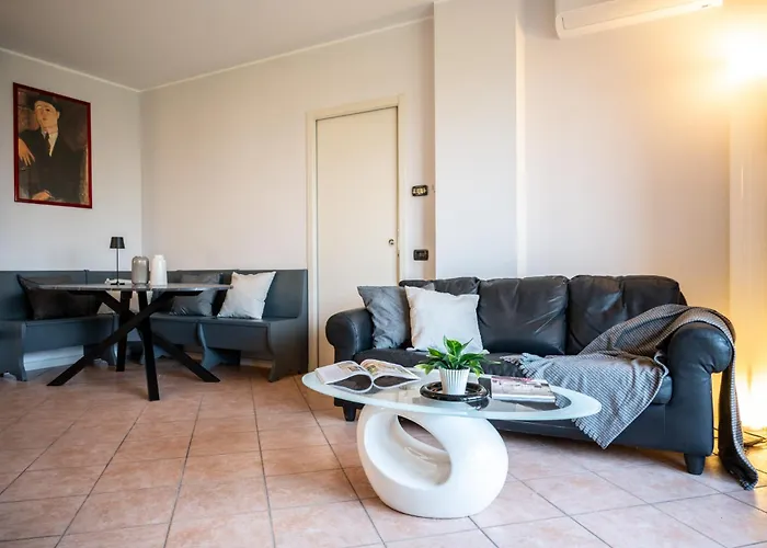 Apartment Vivimihome-norico 2 Bedrooms 2 Bathrooms With Balcony Milan