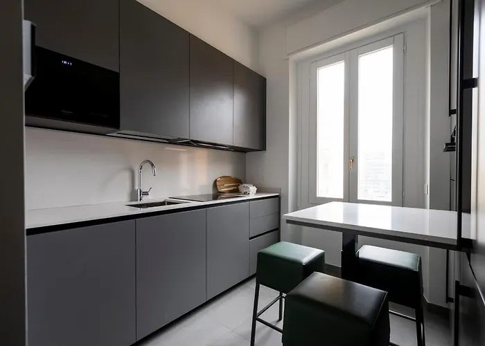 Appartamento Bright Floor Flat With Balconies & Ac - Loreto & Porta Venezia Milano