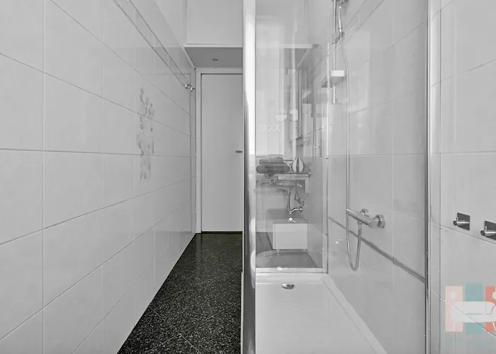 Mar19 Ampio E Luminoso A Comfort E Metro A Due Passi شقة