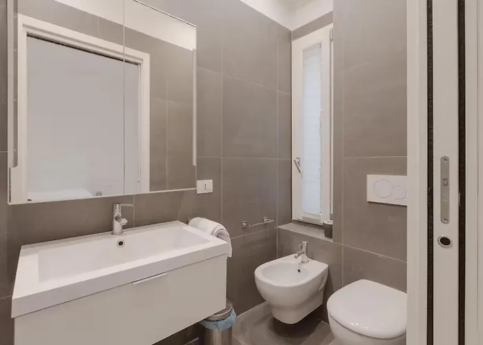 Apartamento Montenero 73 - Free Wifi - Duomo & 5 Giornate Milão
