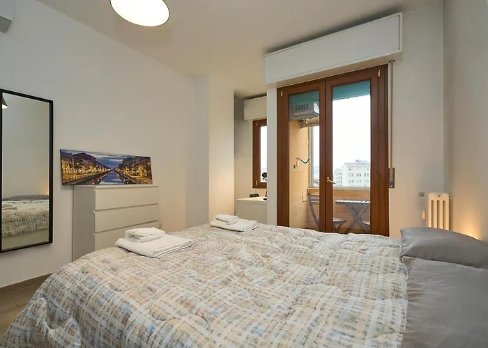 3 Flat, 15 Minutes From Navigli-humanitas