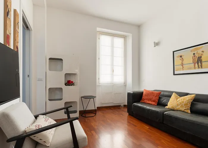 Guesthost - Comfy Terrazza Farini In Derganino