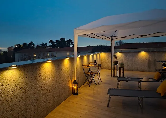 Апартаменты Bright With Terrace And Free Parking *