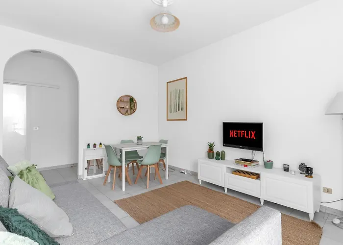 Casa Sibilla - Balcony Apartment, 7min Linate & Arena, Fast Wifi *