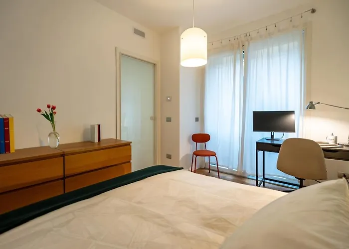 Duomo-sempione, Luxury With Balcony - M5 Apartman