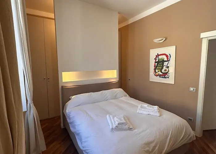 Il Nascondiglio Sui Navigli Milán