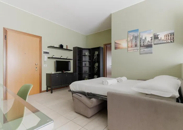 דירה Guesthost - Porta Romana Balcony Flat *