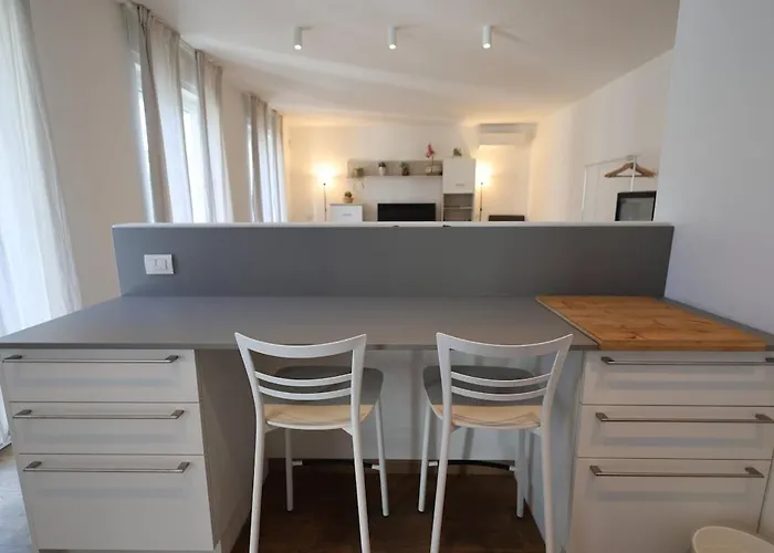 Happy Apartment