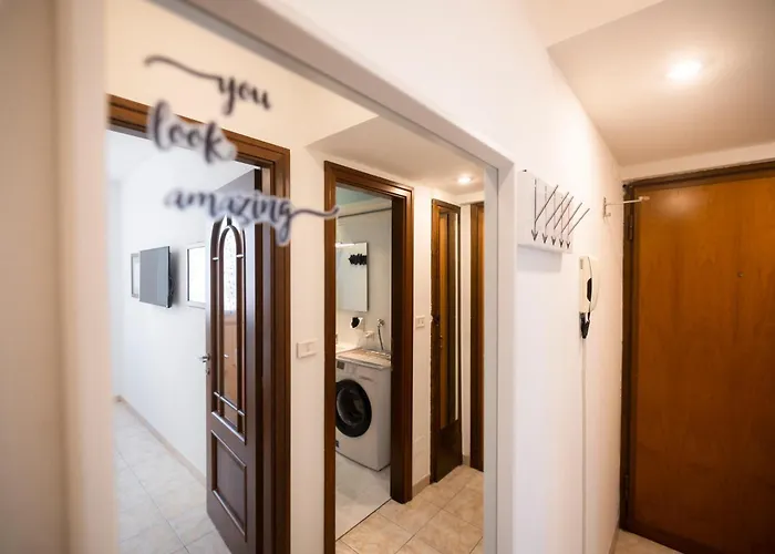 Apartament Design & Comfort Near Station *