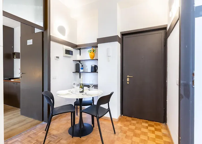Duomo 5 Min Walk - 2 Bedrooms With Netflix, Wifi