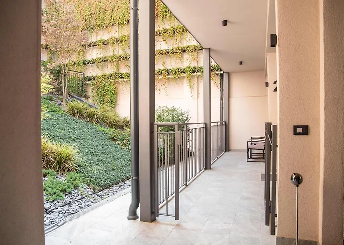 Smart Near Porta Romana Italy Διαμέρισμα *