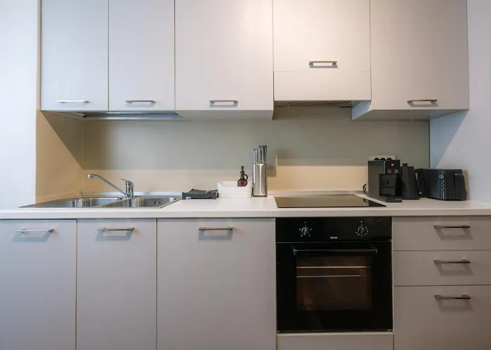 R Quercia House *
