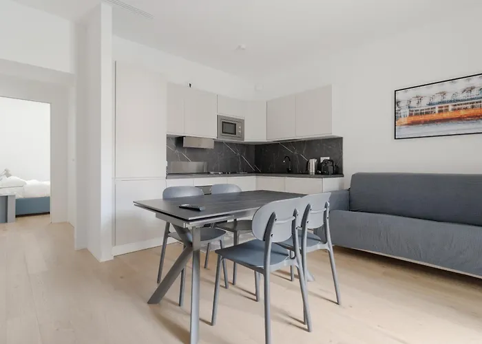 Guesthost - Cozy Balcony Porta Romana *