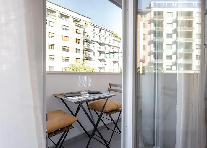 Centrale-duomo 10min - Spacious App - Sleeps 4