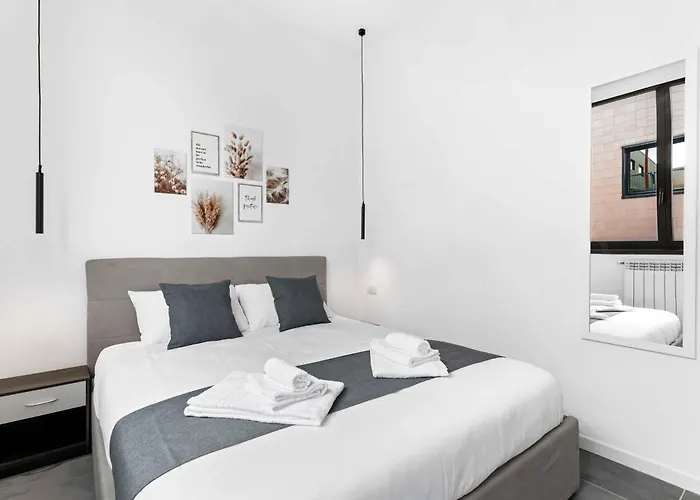 Essence Parcheggio Gratuito E Self Check-in A